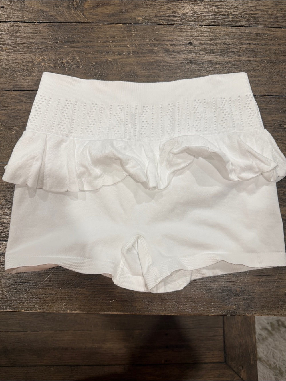 Free People Seamless White Ruffle Waist Women’s Shorts